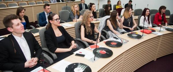 Skelbiami kandidatai VDU SA prezidento pareigoms užimti