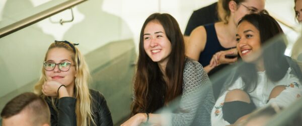 Kaip studentai vertina VDU socialinę aplinką?