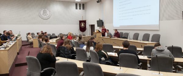 Studentų parlamento posėdis: darbo programa, studijų trumpinimas ir kiti klausimai