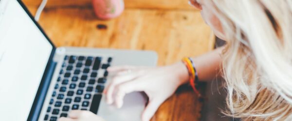 Kaip studentai vertina nuotolines studijas?