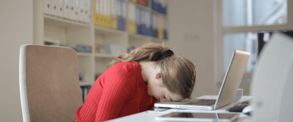 Kas ketvirtas studentas dėl pandemijos jaučia nerimą. Kaip padėti sau?