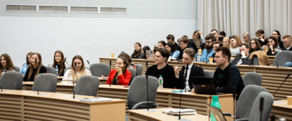 VDU Studentų parlamente patvirtinti Seniūnų veiklos nuostatai bei diskutuota kitais klausimais