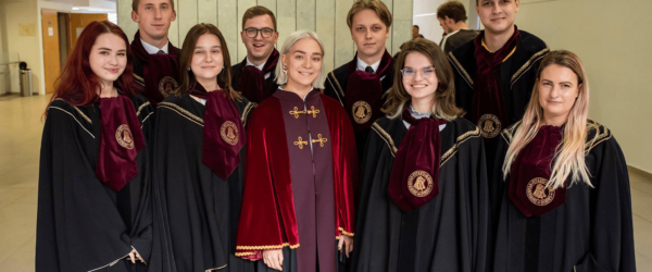 Renkami studentų atstovai į VDU Senatą