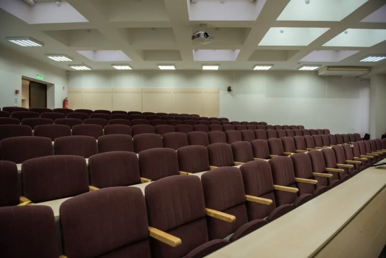 Studentai-savanoriai užtikrins akademinį sąžiningumą sesijos metu