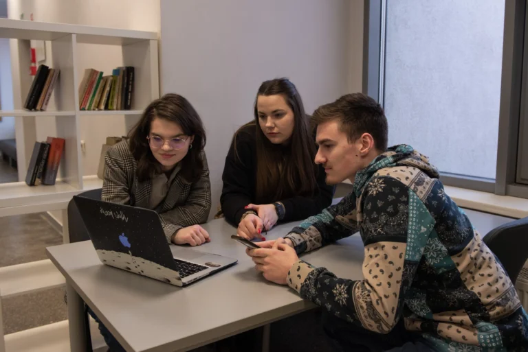VDU Studentų parlamentas diskutavo apie būsimus parlamento rinkimus ir studentų atstovus VDU Senate